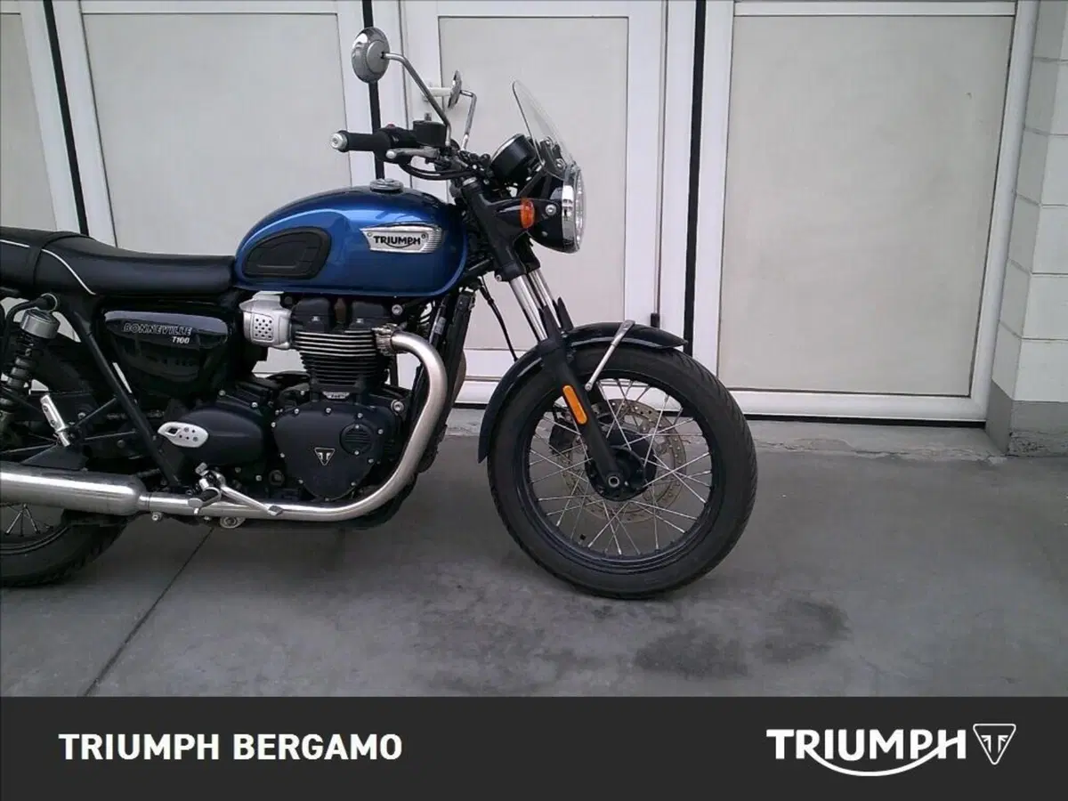Triumph Bonneville T100 Chrome Edition (2023) (8)