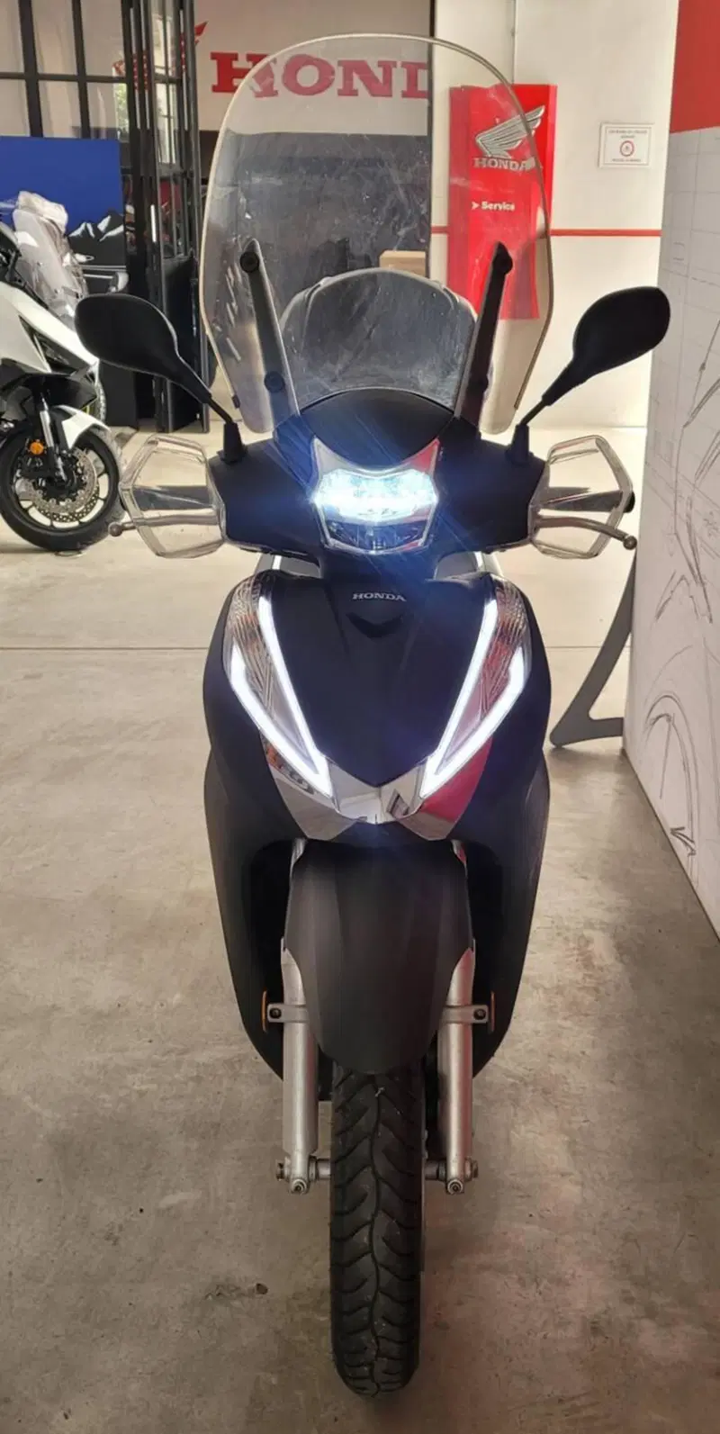 Honda SH 300 i ABS (2016 - 20) (4)
