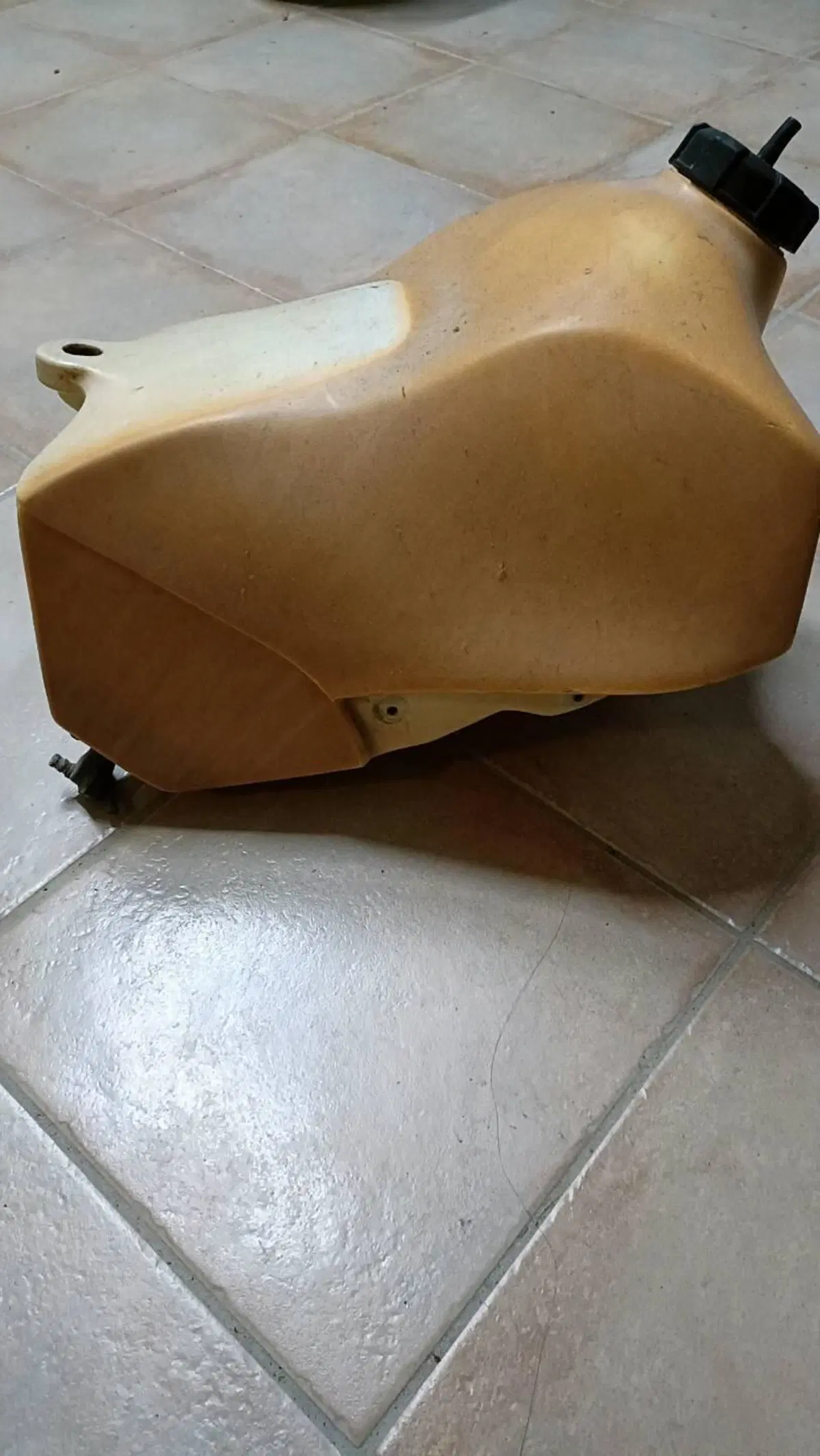 Serbatoio jumbo ktm 250 del 1985 Acerbis (4)