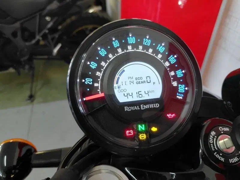 Royal Enfield Shotgun 650 (2024 - 26) (3)