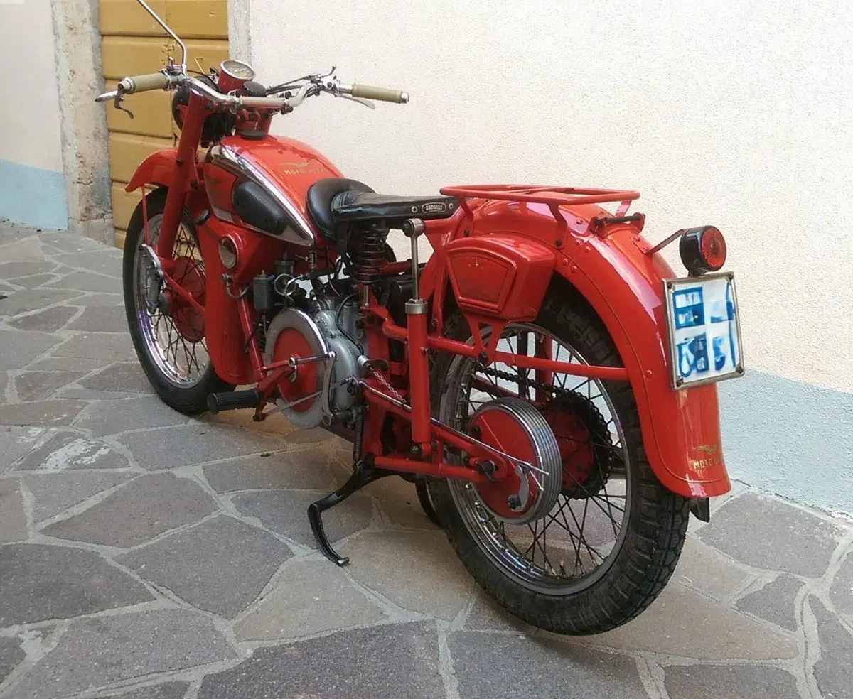 Moto Guzzi gtv (5)