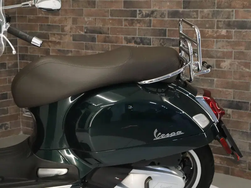 Vespa GTS 300 Hpe (2019) (12)