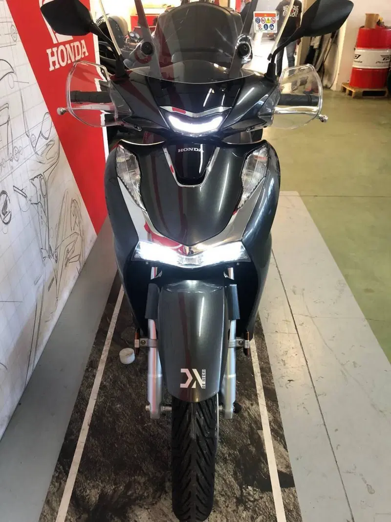 Honda SH 150i (2020 - 23) (3)