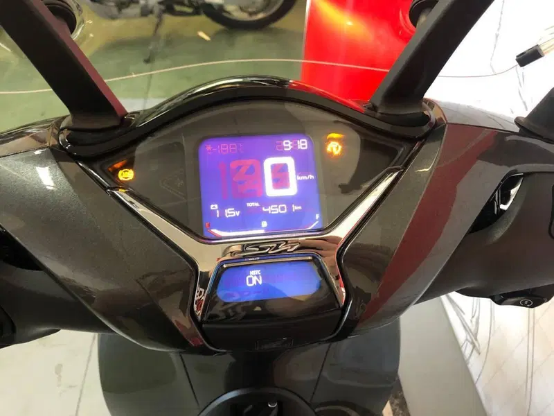 Honda SH 150i (2020 - 23) (4)