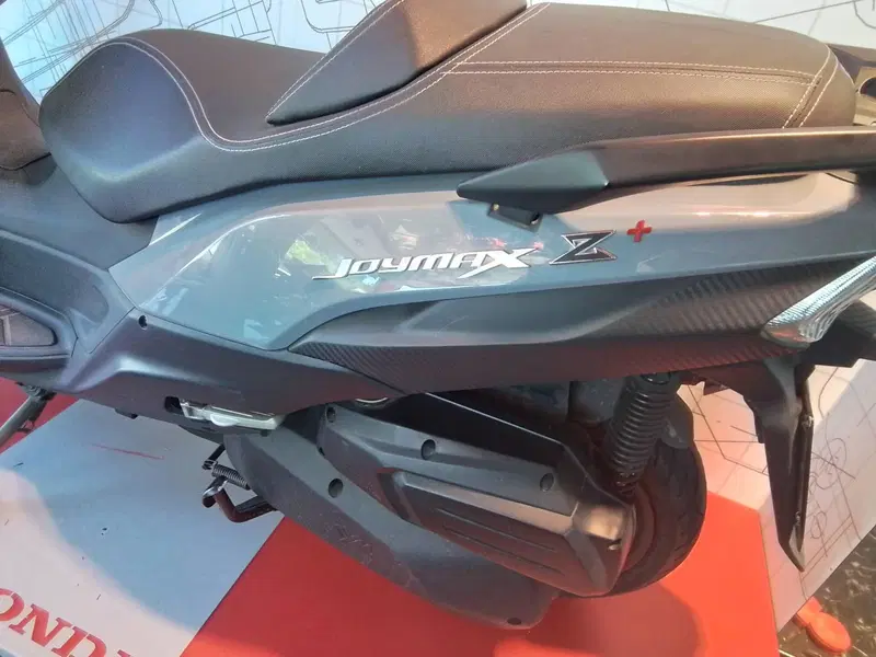 Sym Joymax 300 Z+ (2021 - 24) (5)