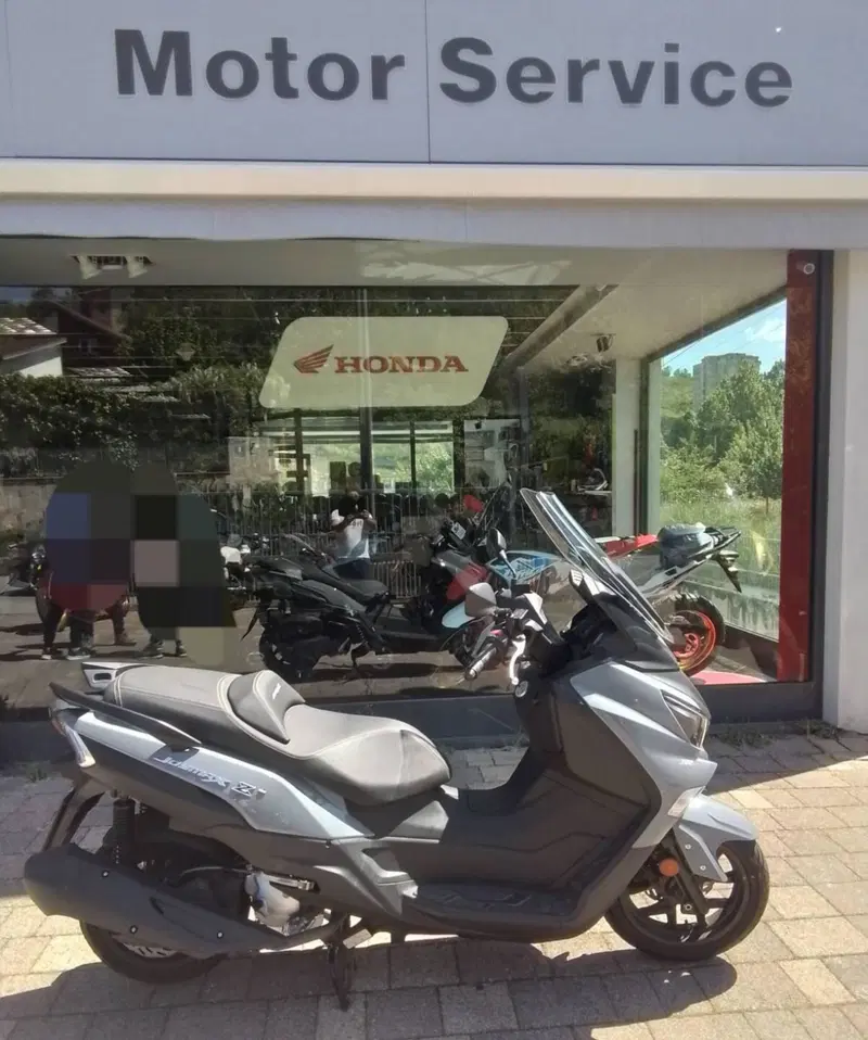 Sym Joymax 300 Z+ (2021 - 24) (11)