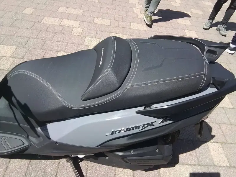 Sym Joymax 300 Z+ (2021 - 24) (19)