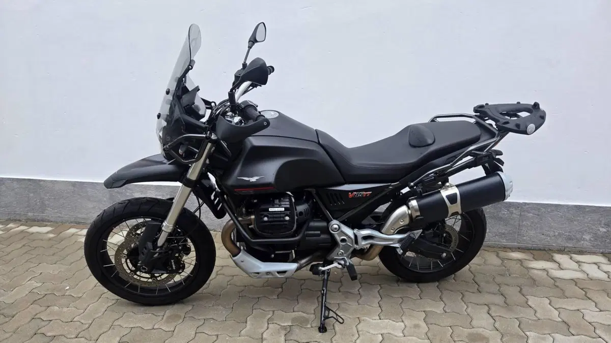 Moto Guzzi V85 TT (2021 - 23) (4)