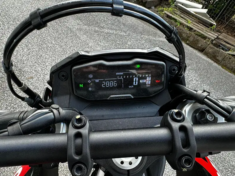 Ducati Hypermotard 698 Mono RVE (2024 - 26) (3)