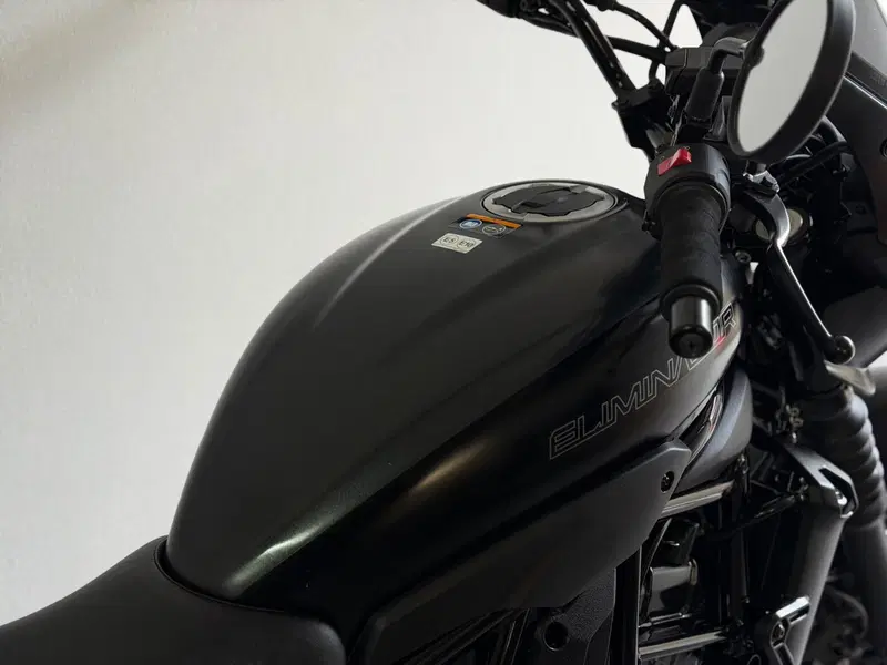 Kawasaki Eliminator 500 SE (2024 - 26) (7)