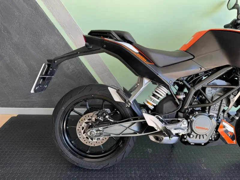 KTM 125 Duke ABS (2013 - 16) (4)