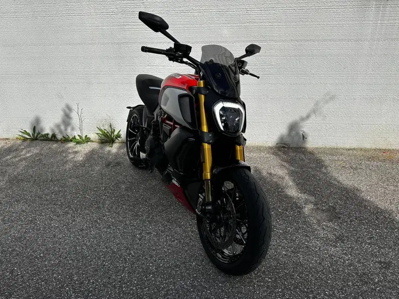 Ducati Diavel 1260 S (2021 - 22) (2)