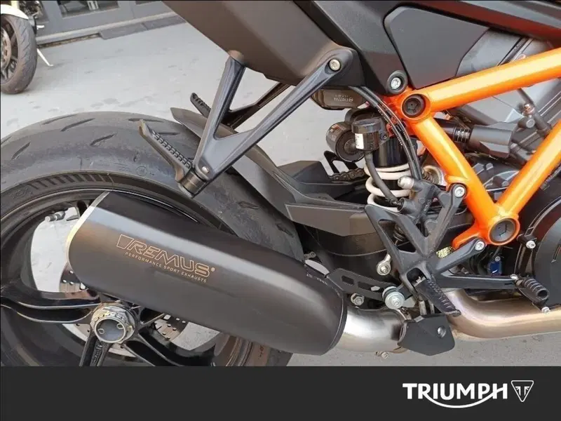 KTM 1390 Super Duke R (2024 - 26) (4)