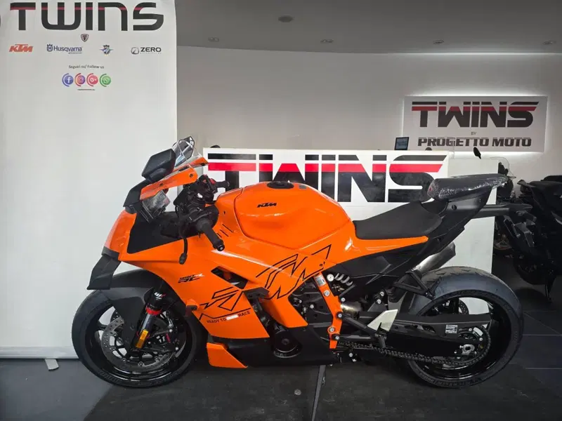 KTM 990 RC R (2026) (5)