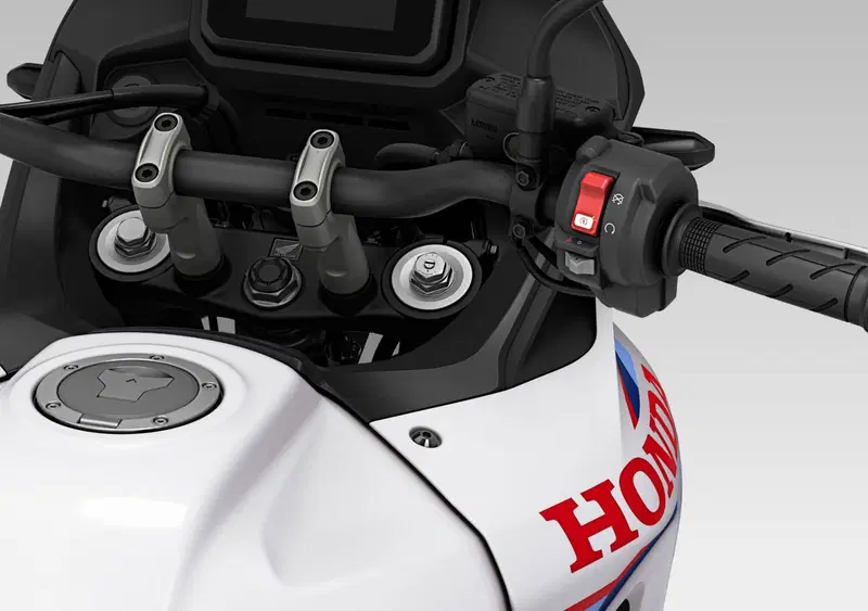 Honda Transalp XL750 (2026) (10)
