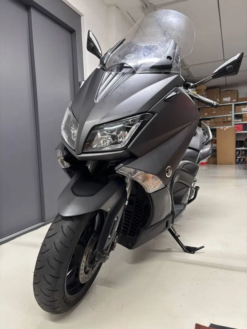 Yamaha T-Max 530 ABS (2015 - 17) (2)