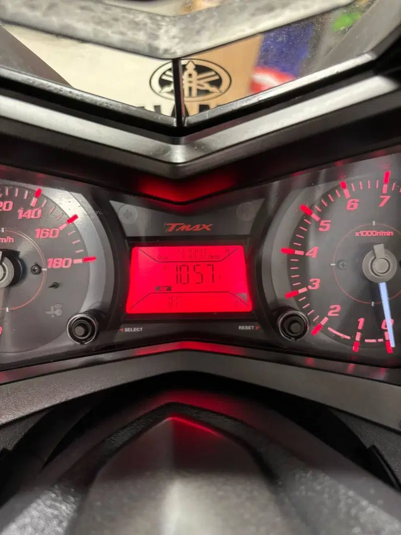 Yamaha T-Max 530 ABS (2015 - 17) (3)