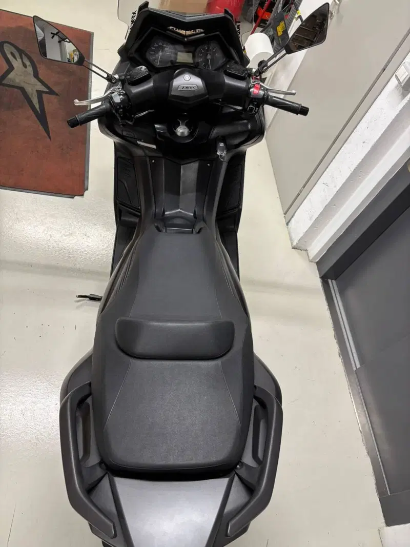 Yamaha T-Max 530 ABS (2015 - 17) (8)