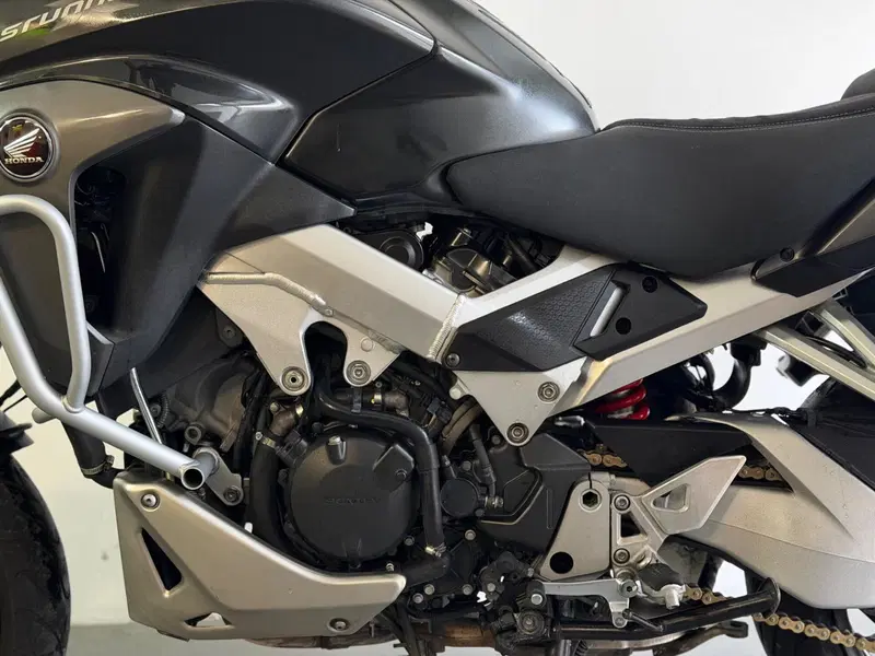 Honda Crossrunner ABS (2015 - 16) (5)