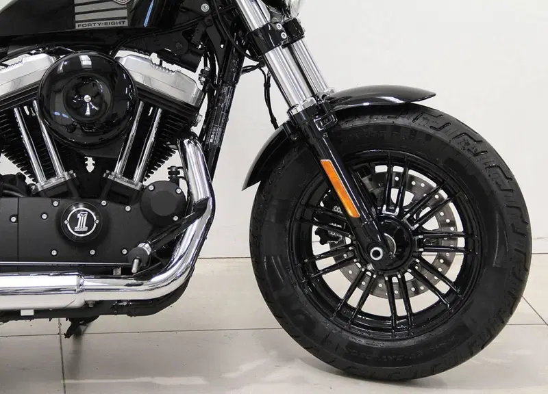 Harley-Davidson 1200 Forty-Eight (2016 - 20) (2)