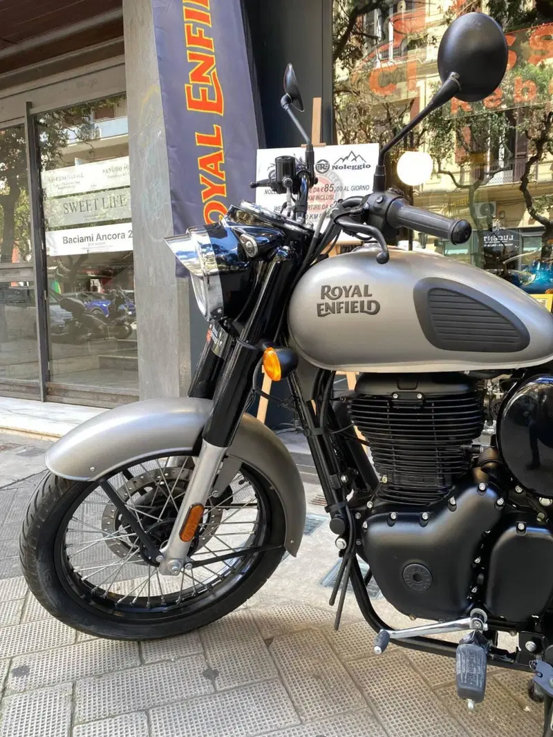 Royal Enfield Classic 350 (2021 - 26)