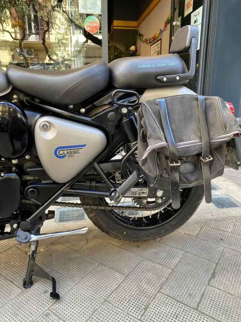 Royal Enfield Classic 350 (2021 - 26) (2)