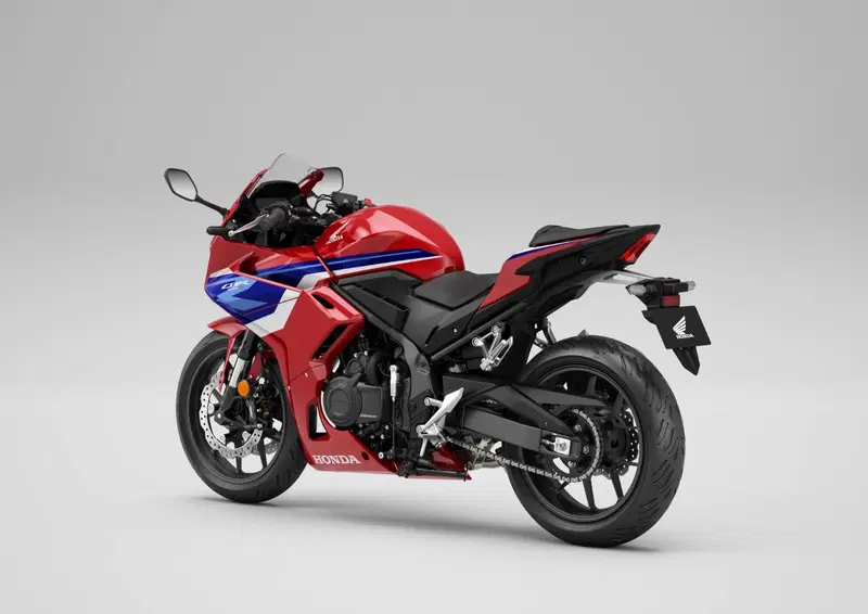 Honda CBR 500 R (2026) (5)