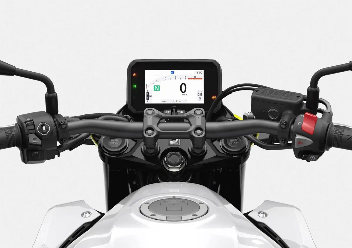 Honda CB 500 Hornet (2026) (4)