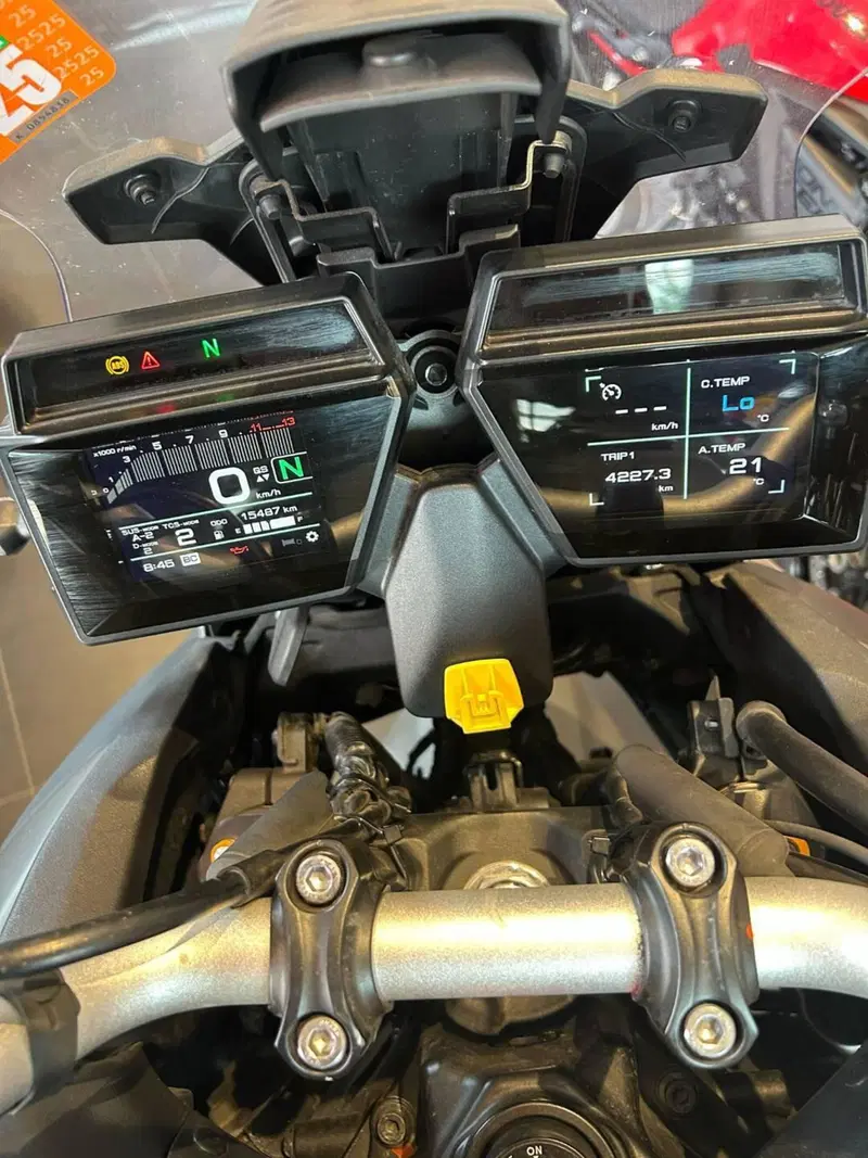 Yamaha Tracer 9 GT (2021 - 24) (10)
