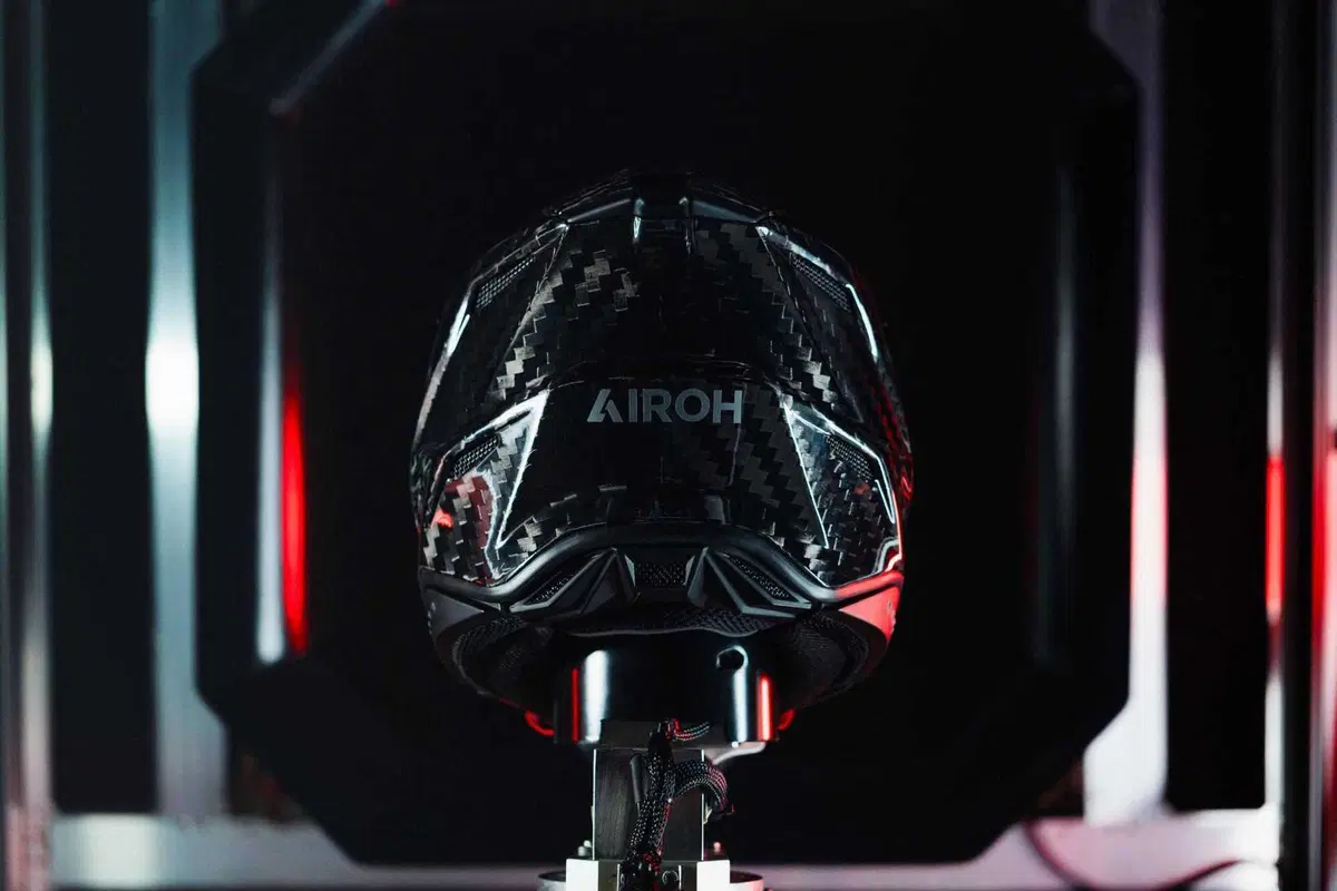 AIROH, il futuro della protezione moto corre tra gallerie del vento e tecnologia d'avanguardia (4)