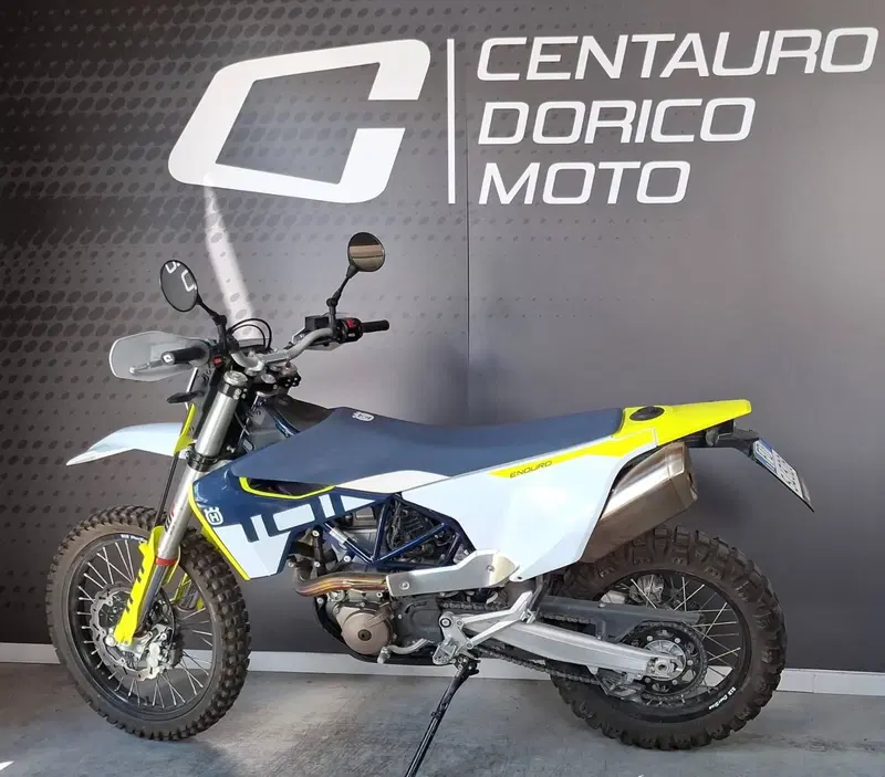 Husqvarna 701 Enduro (2023 - 25) (2)