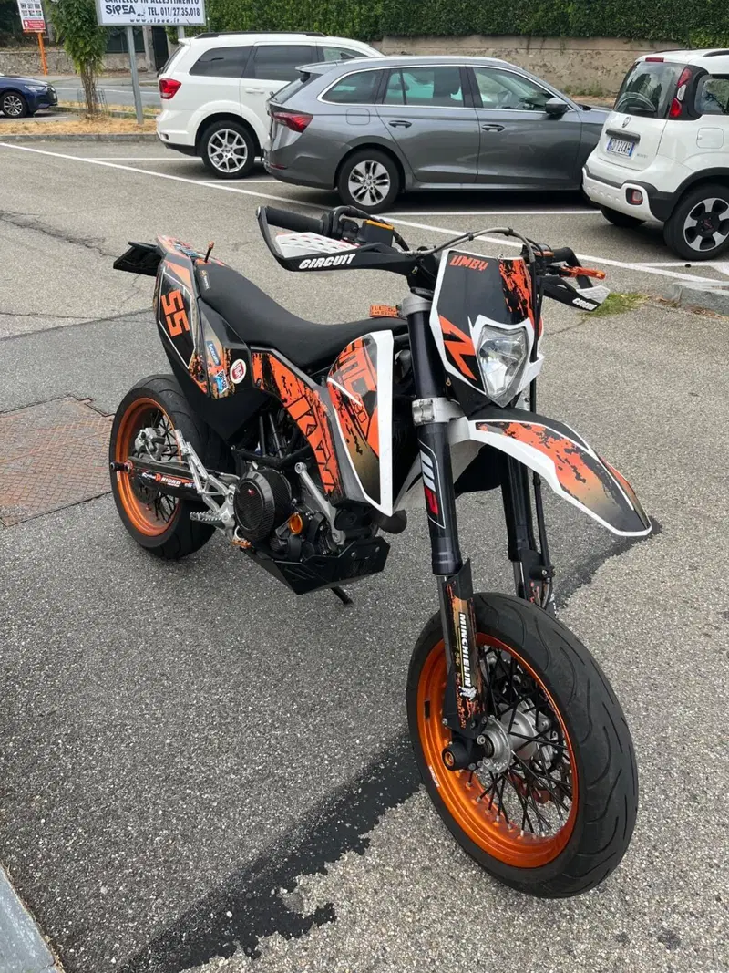 KTM 690 SMC (2008- 11) (3)