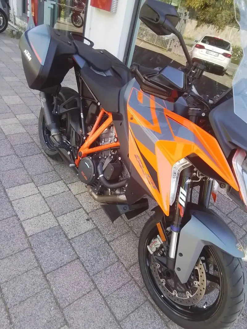 KTM 1290 Super Duke GT (2022 - 25) (13)