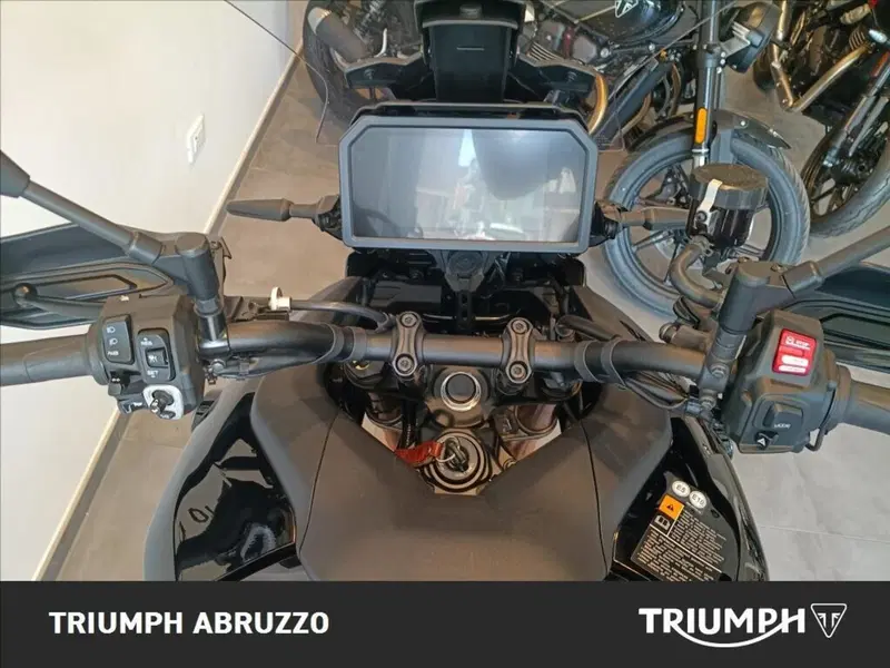 Yamaha Tracer 9 GT+ (2023 - 24) (11)