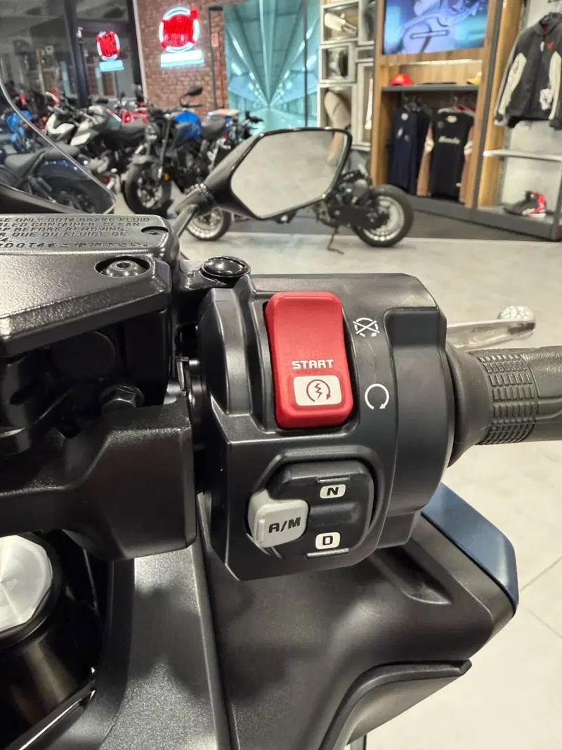 Honda Forza 750 DCT (2021 - 24) (10)
