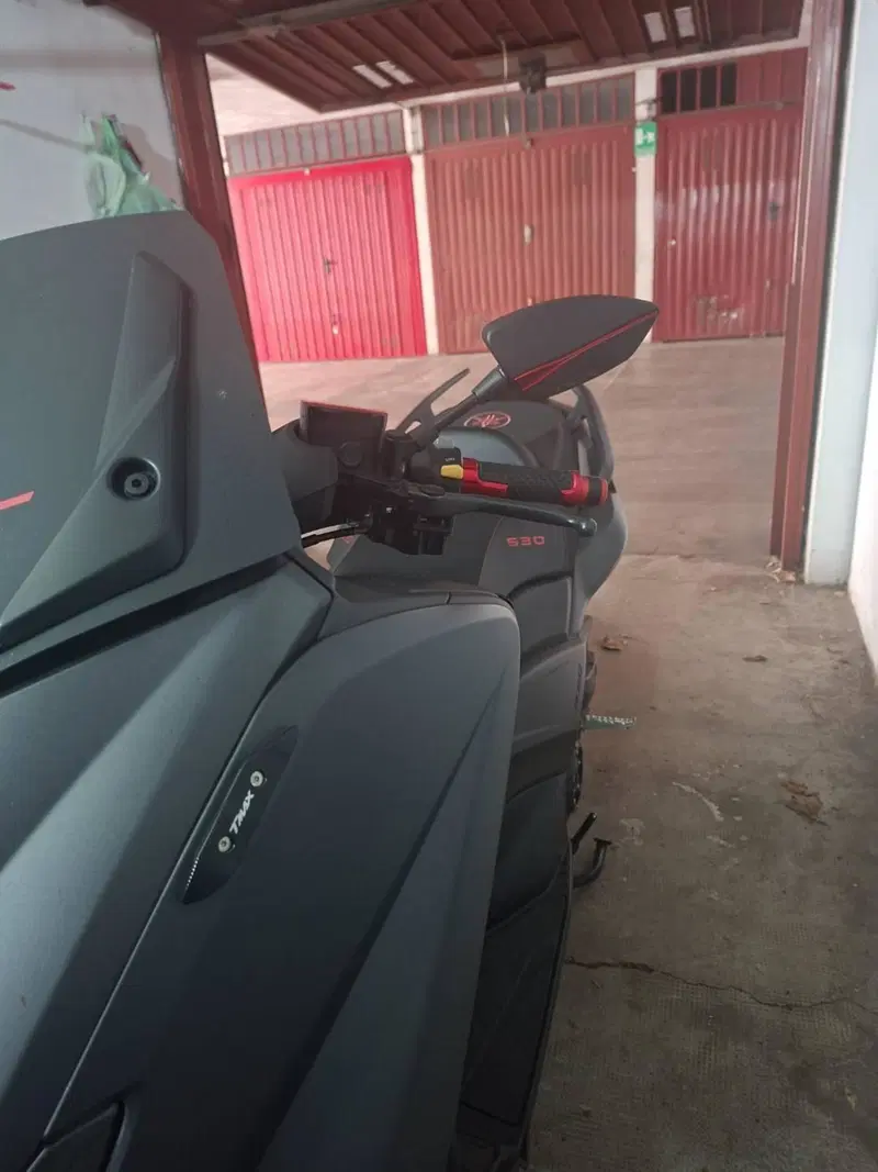 Yamaha T-Max 530 (2012 - 14) (2)