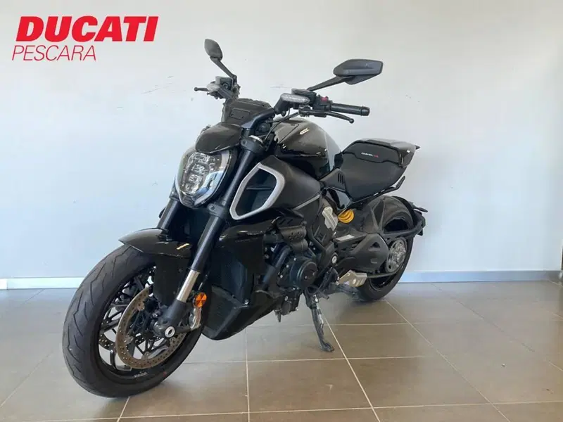 Ducati Diavel V4 (2023 - 26) (3)