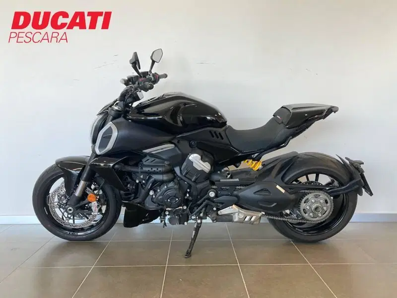 Ducati Diavel V4 (2023 - 26) (4)
