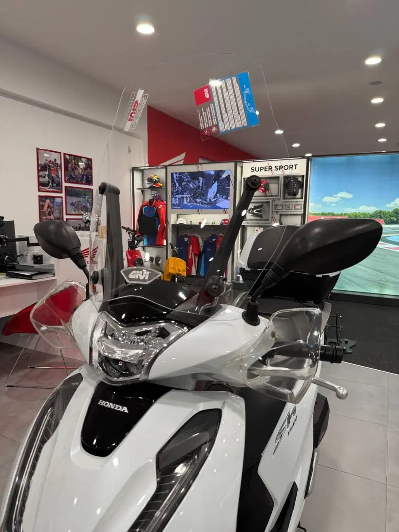 Honda SH 150i (2017 - 19) (2)