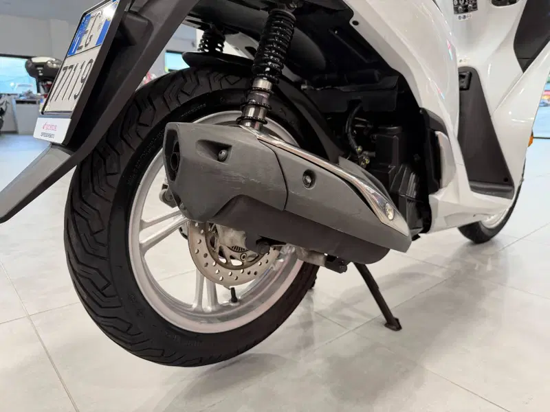 Honda SH 150i (2017 - 19) (13)