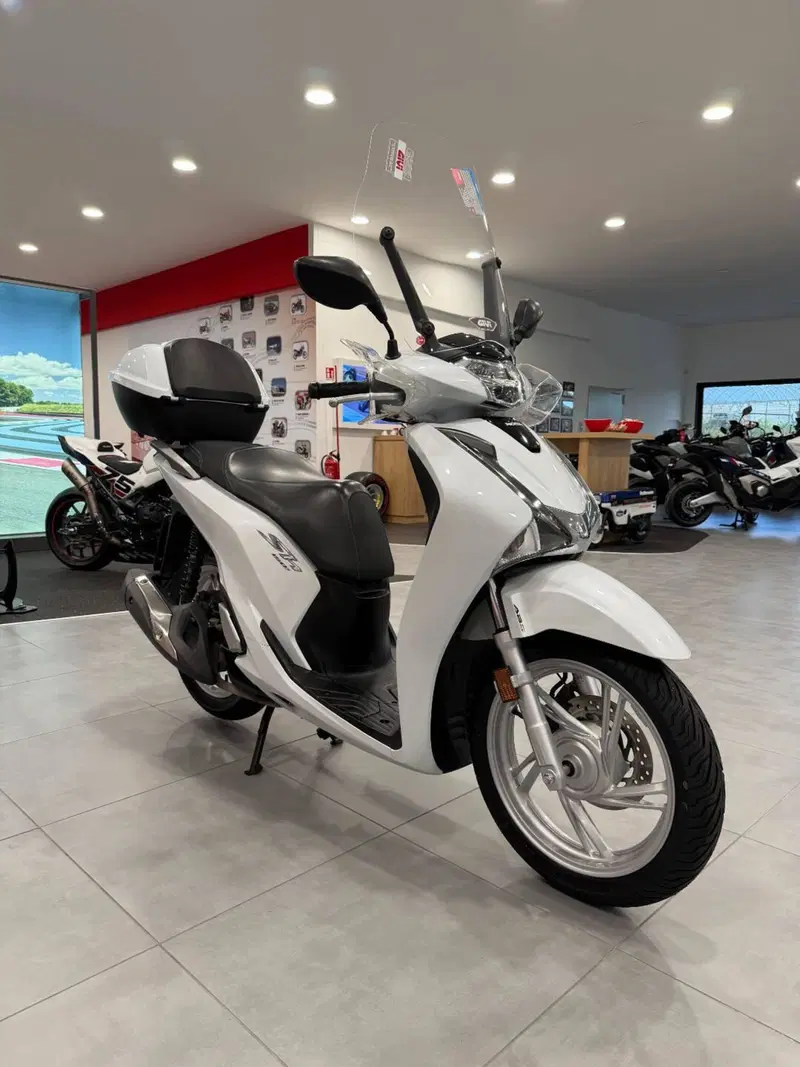 Honda SH 150i (2017 - 19) (6)