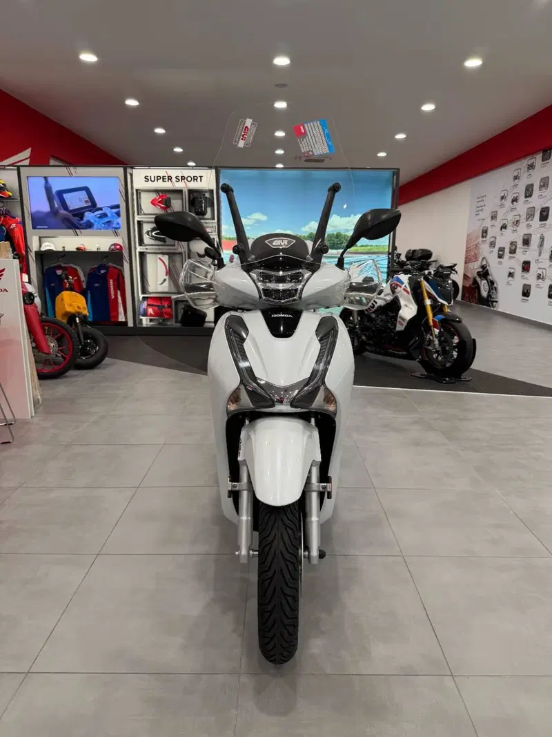Honda SH 150i (2017 - 19) (5)