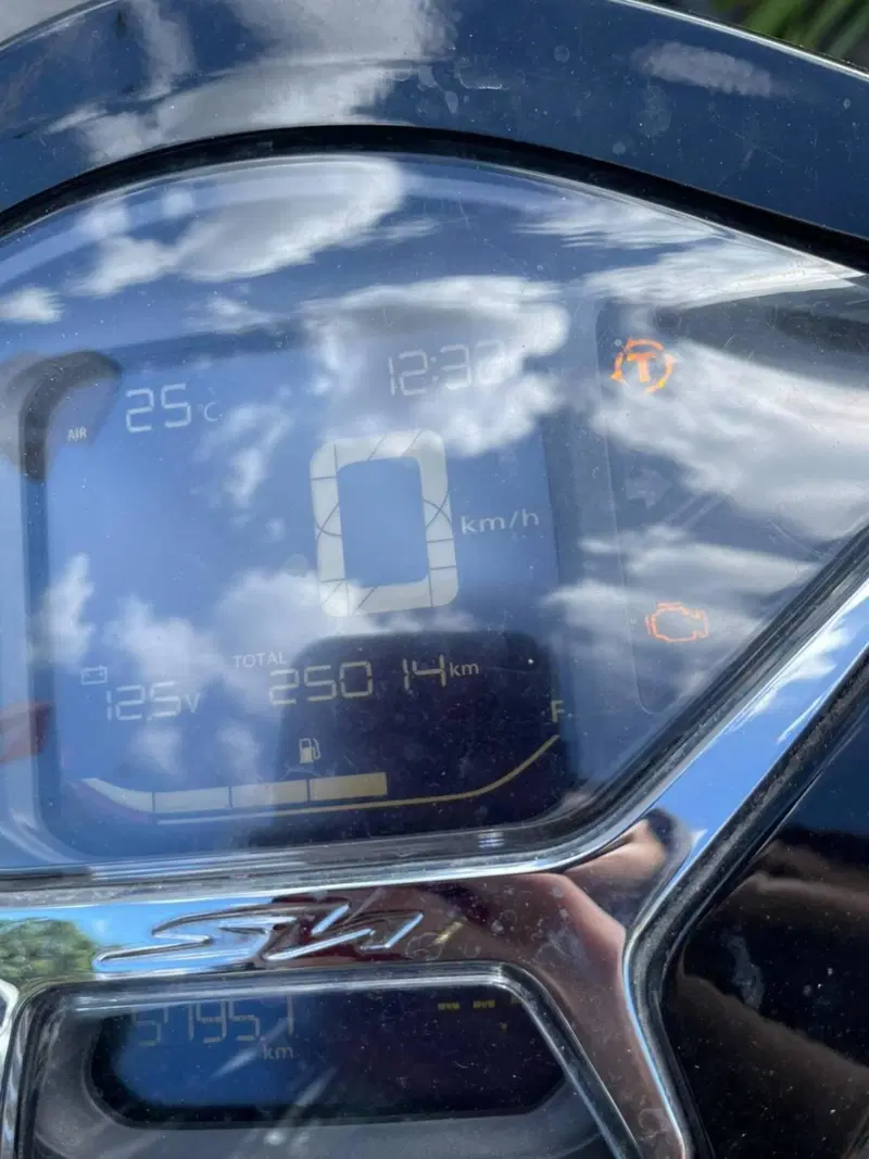 Honda SH 350 (2021 - 24) (5)