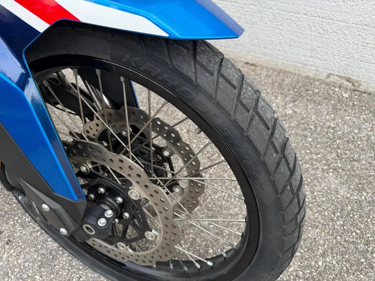 Honda Africa Twin CRF 1100L DCT (2022 - 23) (7)