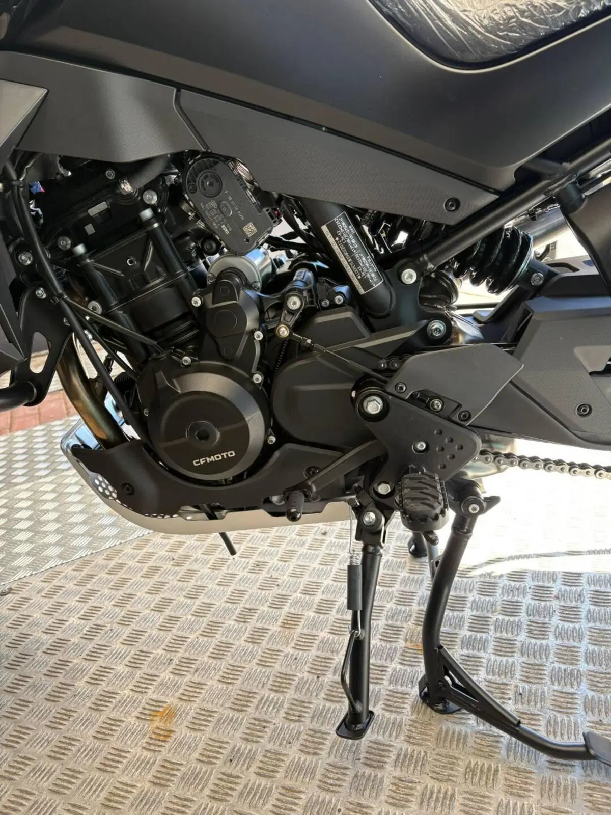 CFMOTO 800MT Explore (2023 - 26) (11)