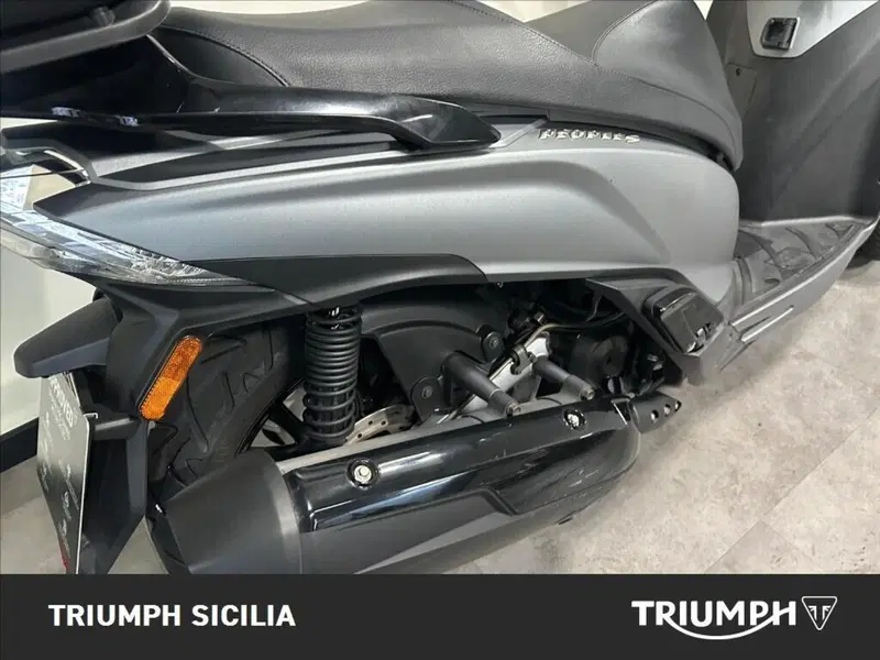 Kymco People 300i S (2021 - 22) (7)