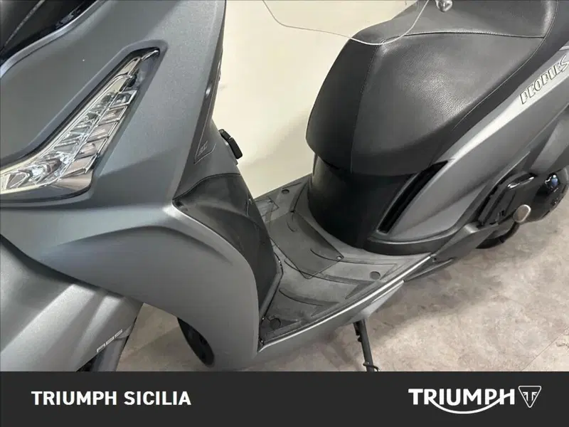 Kymco People 300i S (2021 - 22) (9)