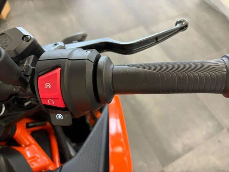 KTM 390 Duke (2024 - 25) (11)