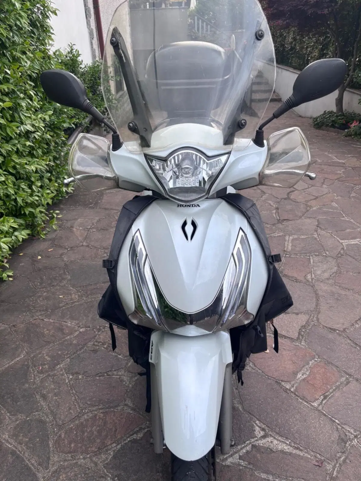 Honda SH 150i ABS (2013 - 16) (2)