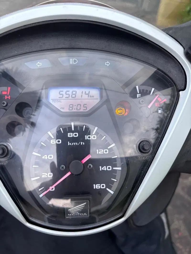 Honda SH 150i ABS (2013 - 16) (6)